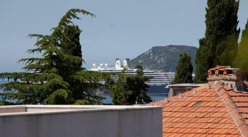 Apartments Beautiful Sandy Beach Сплит Номер фото
