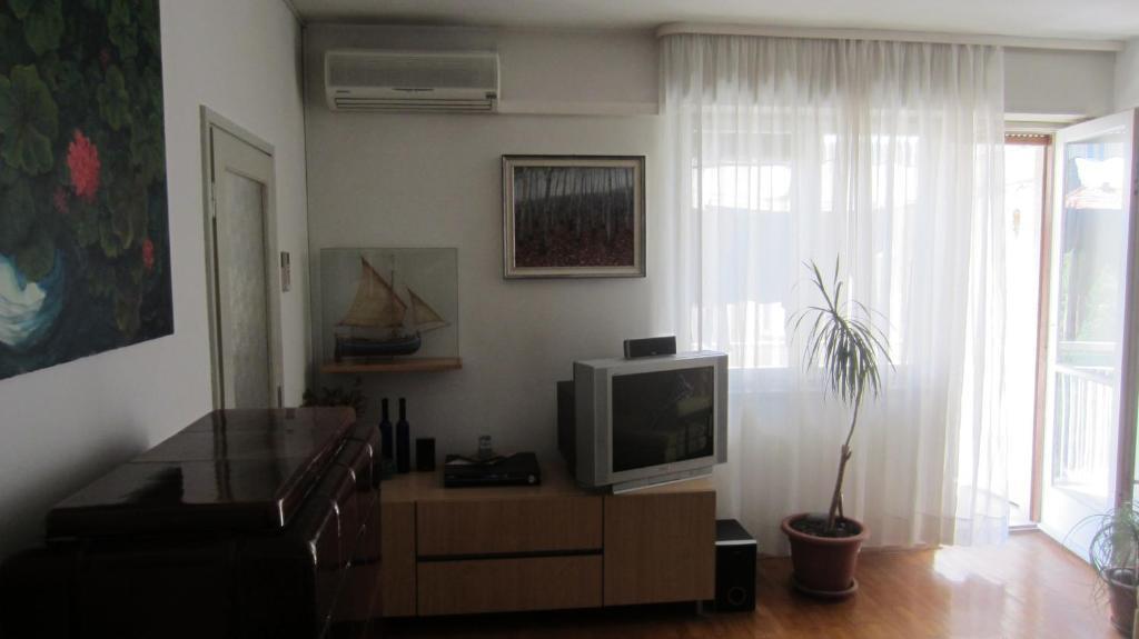 Apartments Beautiful Sandy Beach Сплит Номер фото